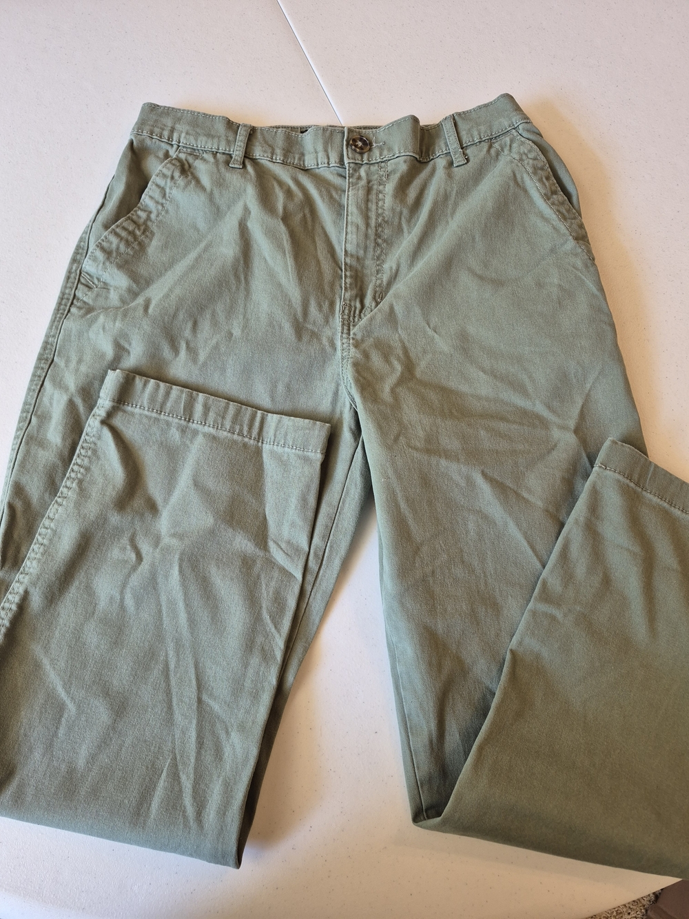 G.H. Bass & Co. Men's Olive Chino Pants